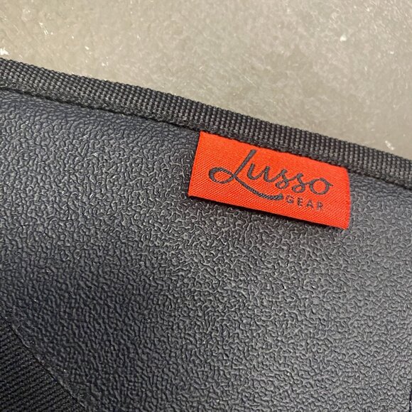 Lusso Gear WATERPROOF Padded Car Seat PROTECTOR with Pockets Vehicle Accessories - Picture 5 of 8